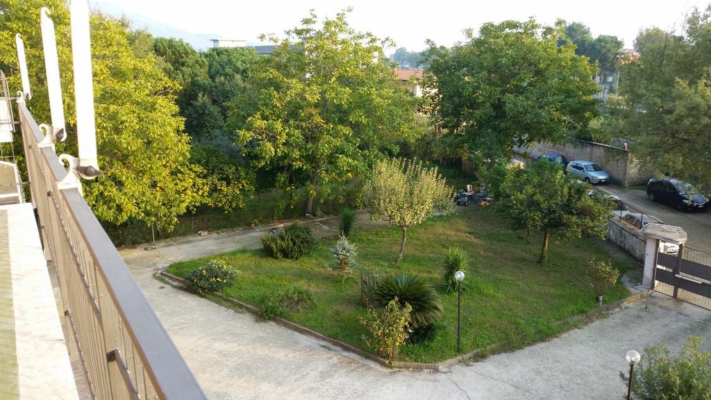 Lian Room B&B Caserta Kültér fotó