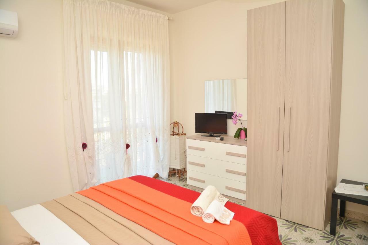 Lian Room B&B Caserta Kültér fotó
