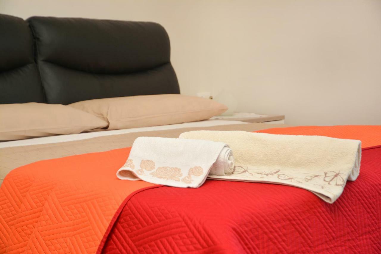 Lian Room B&B Caserta Kültér fotó