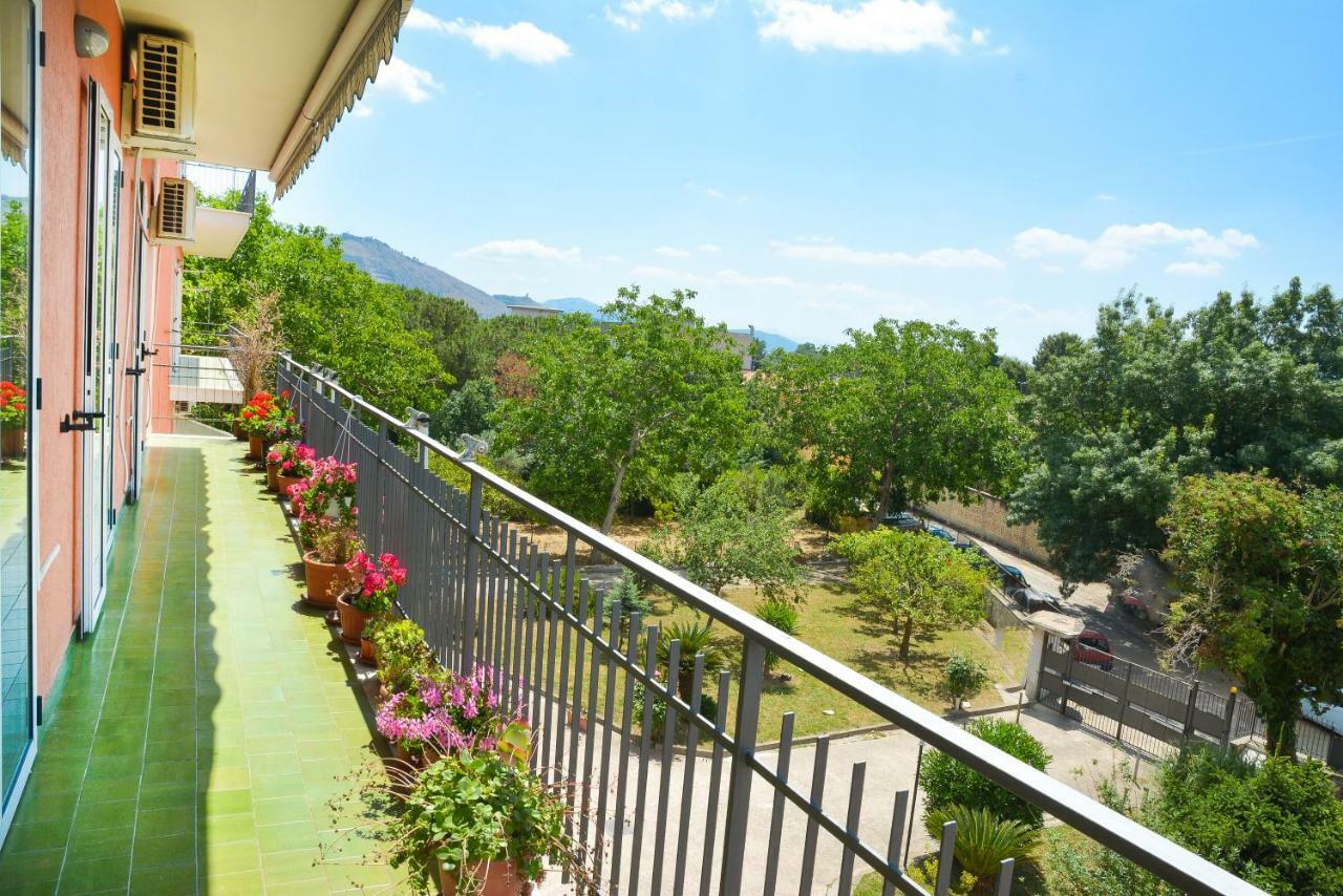 Lian Room B&B Caserta Kültér fotó