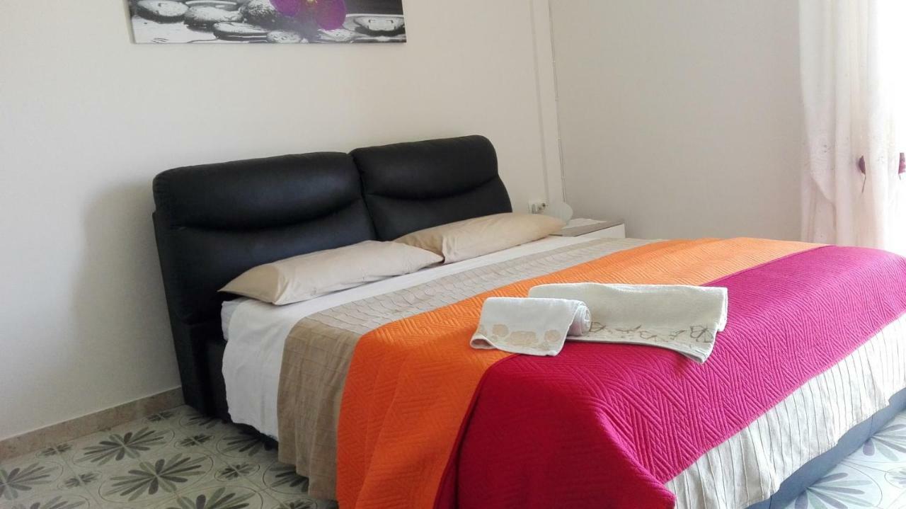 Lian Room B&B Caserta Kültér fotó